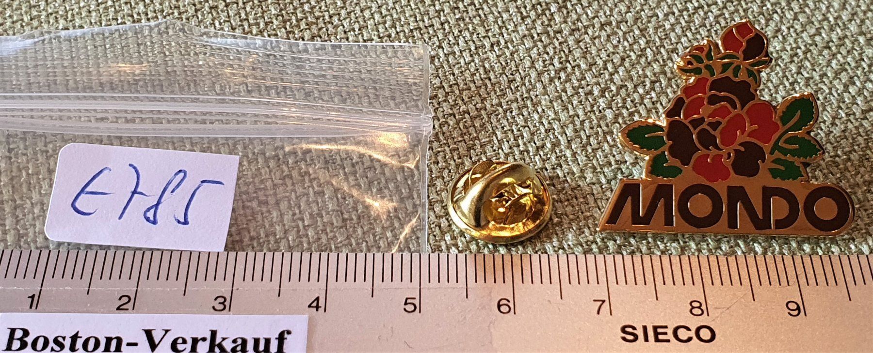 Pins: E785 - Pin Mondo - Blumen – Gebraucht aus Reinach BL von Boston-Verkauf 2