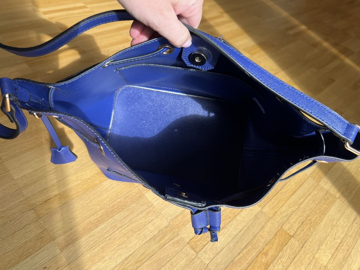 Borse: Königsblaue Beuteltasche – Usato da St. Gallen venduto da Mokki2014 9