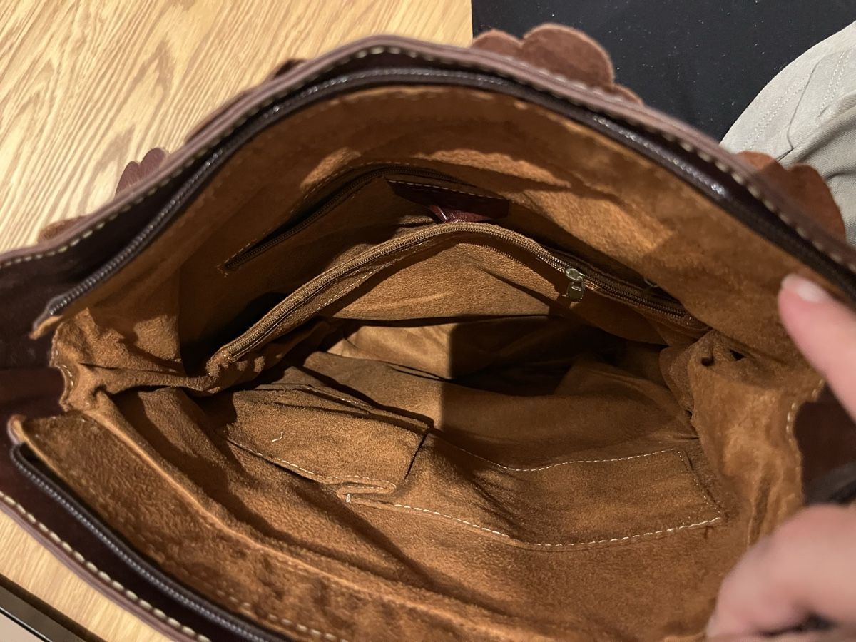 Borse da donna: Neue Grosse Ledertasche – Nuovo (secondo la descrizione) da Zürich venduto da car_cr6w 5