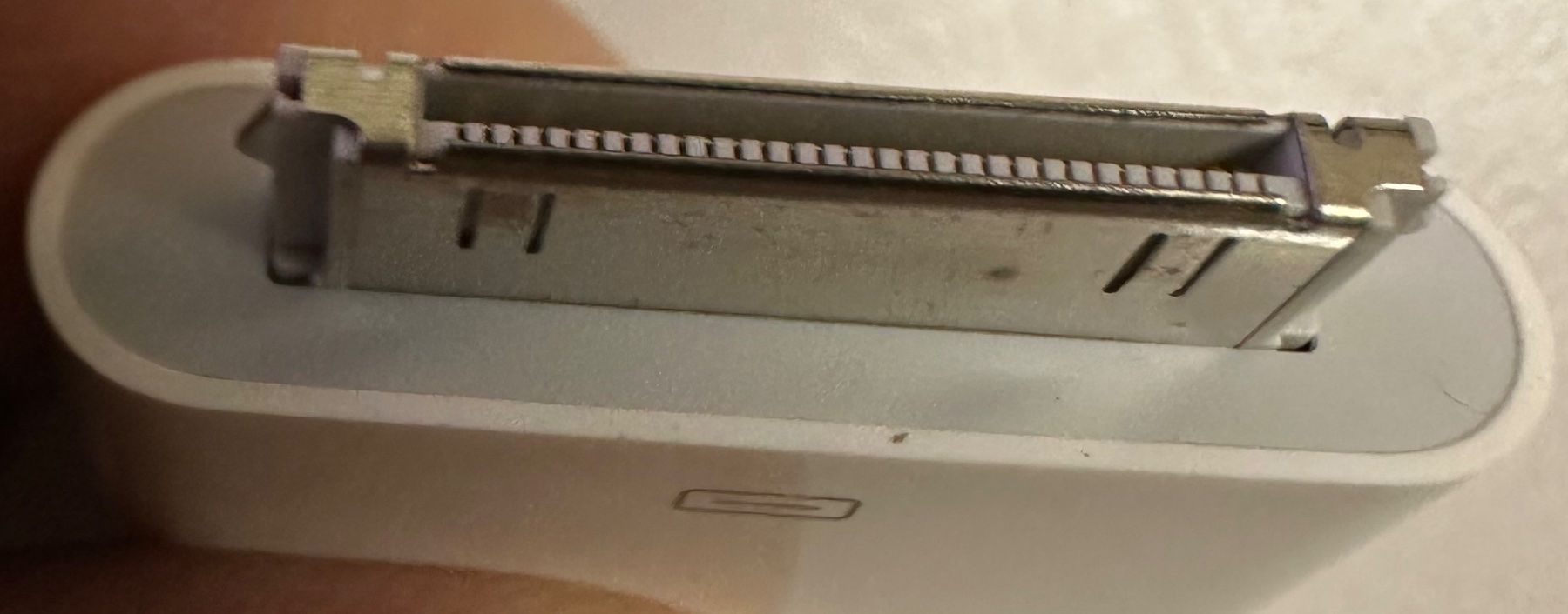 Apple Lettori di schede: Apple Model A1362 - Legacy SD card adapter – Nuovo (secondo la descrizione) da fribourg venduto da gatoa 3