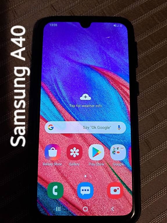Portables: Samsung A40 (schwarz) – D'occasion à Hünenberg par musicsam90 2