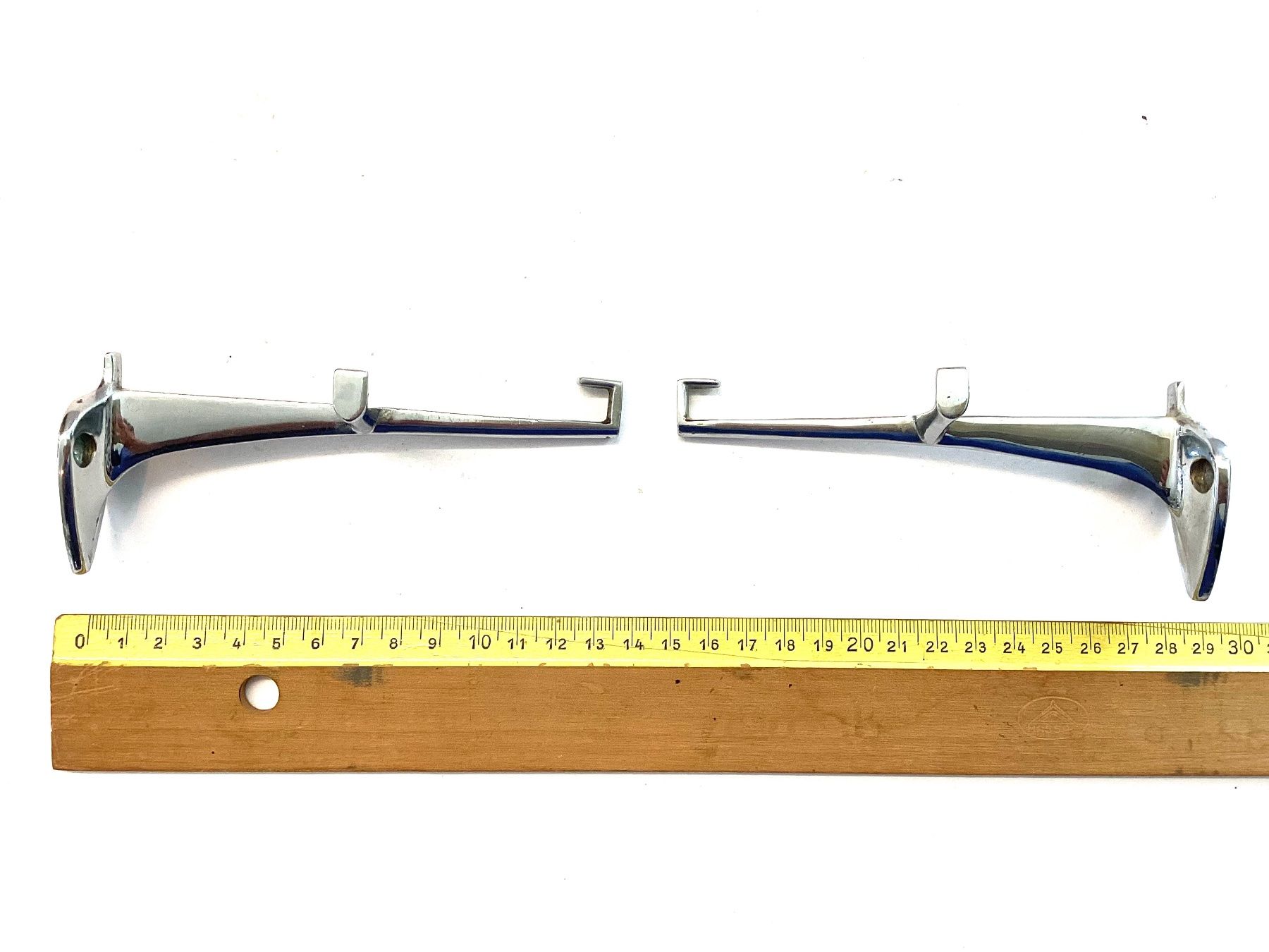 Étagères: 2-Teilige alte Badezimmer Ablage, Breite variierbar ,Vintage – D'occasion à Eglisau par mar_5rn2 5