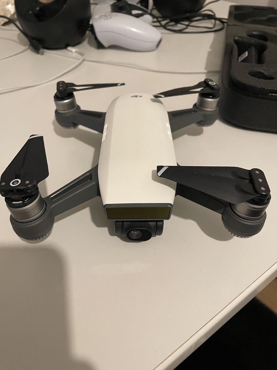 DJI Videocamere: Dji Spark Fly More Drohne – Usato da Spiez venduto da Pluto3700 1