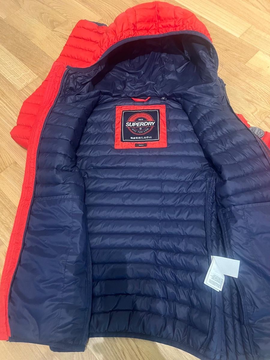 Superdry Jacken: Superdry leichte Daunenjacke Grösse S – Gebraucht aus Kerzers von TTT12 2