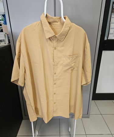 Helles Sommerhemd Gr. 4XL Kurzarm leicht,  neu
