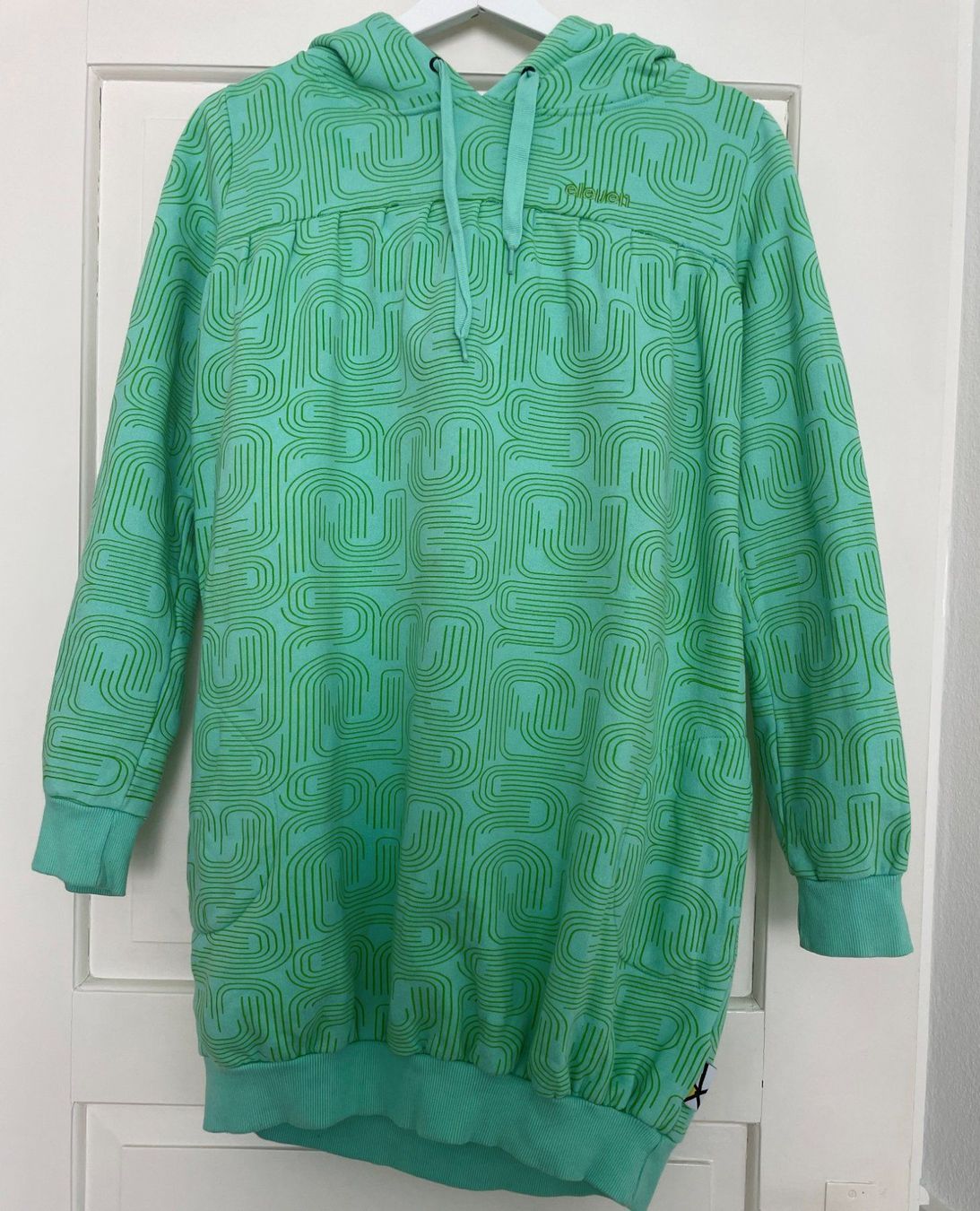 Pullover & Sweatshirts: Eleven Pulloverkleid ungetragen – Neu (gemäss Beschreibung) aus Chur von adien