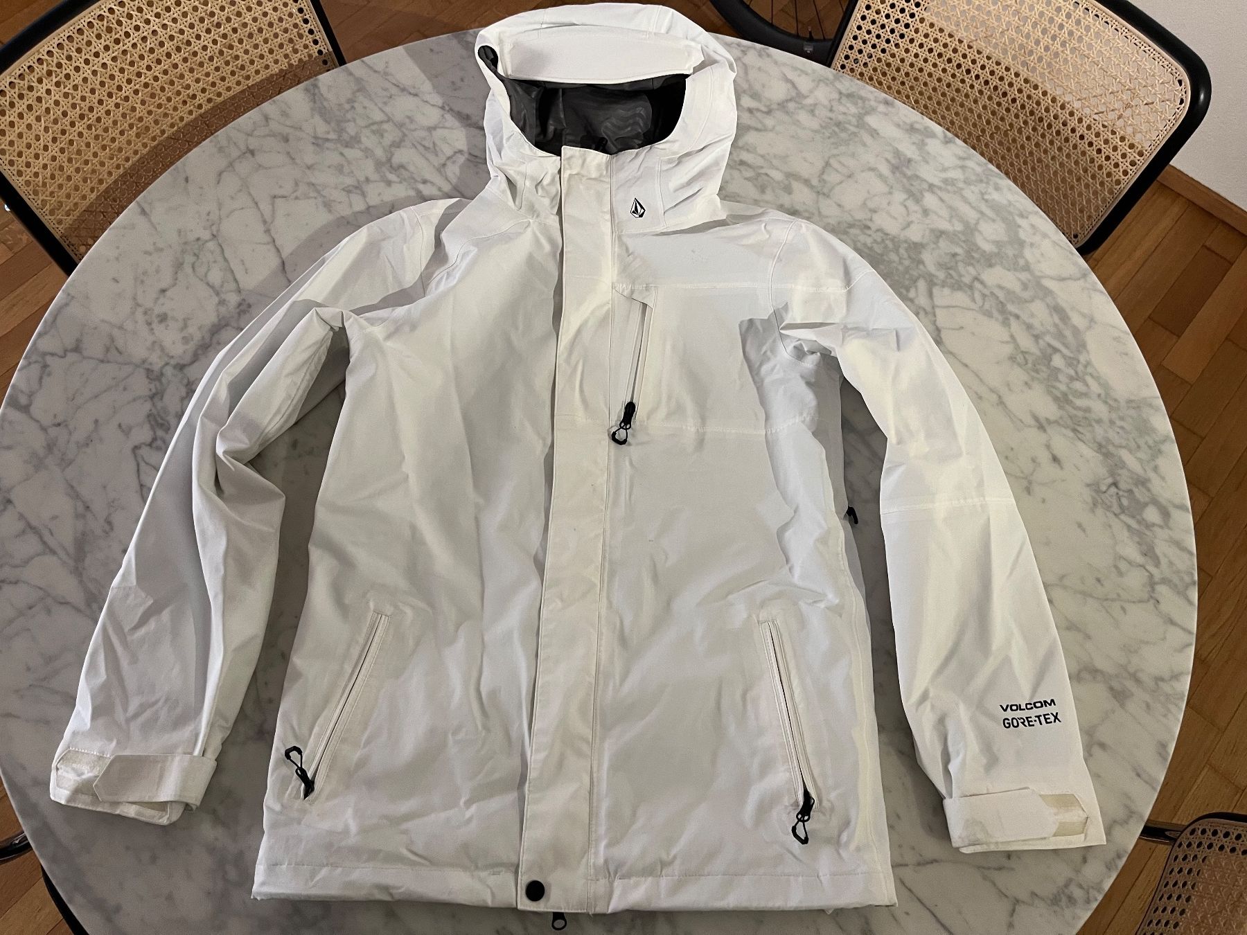 Volcom Giacche: Volcom L GORE-TEX Jacket S – Usato da Wetzikon ZH venduto da MW.S