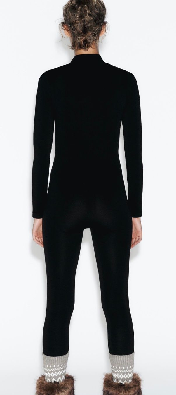 Zara Lotti di vestiti: ZARA Black Bodysuit – Usato da St. Gallen venduto da kka_l9wg 4