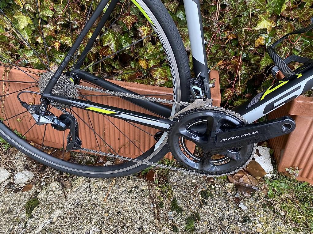 Vélos: Scott Addict 10  – D'occasion à Les Rasses par cli_d99j 3