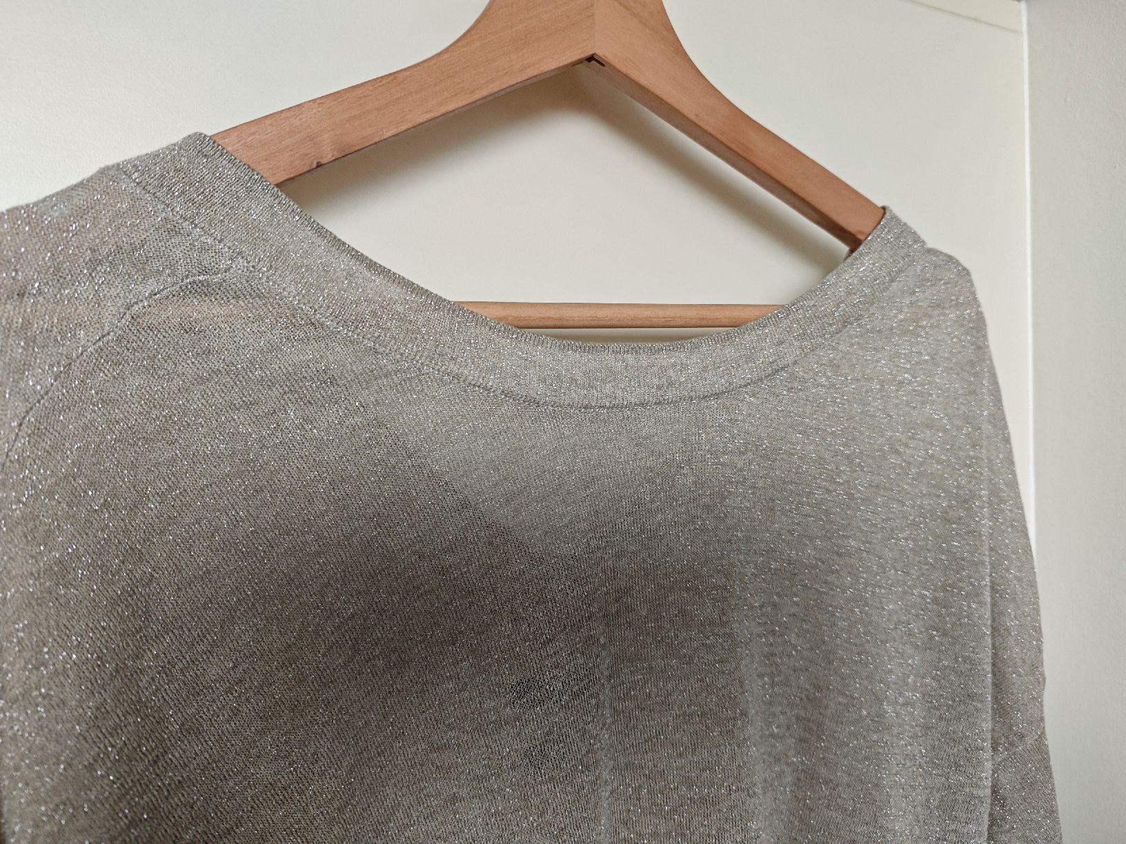 Massimo Dutti Chemisiers: Massimo Dutti Silver Knit Summer Top - Silver M 🩶🤍 – Neuf (Voir description) à Zürich par alu_dzr7 3
