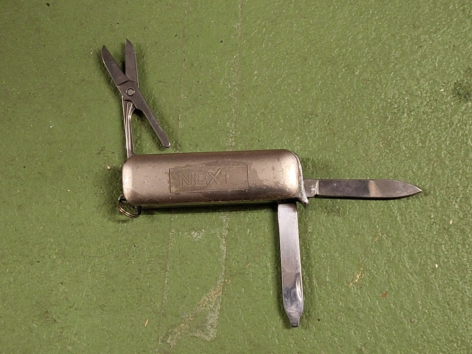 Feuerzeuge: Feuerzeug, Sackmesser; aus Metall – Gebraucht aus Uster von gurust 2