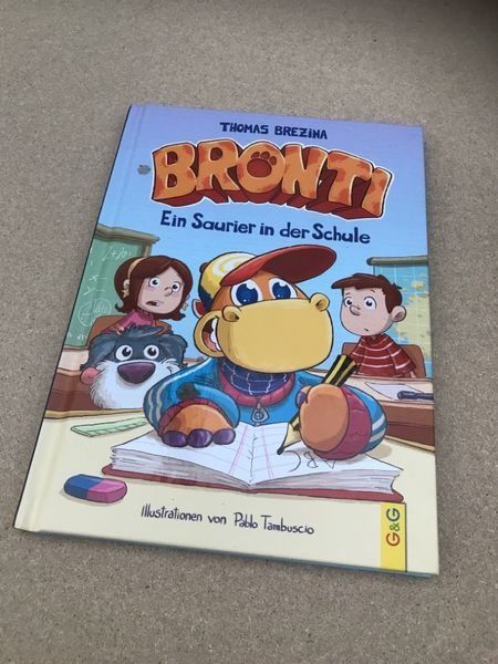 Bücher: Bronti - Ein Saurier in der Schule NEU – Neu und originalverpackt aus Bergdietikon von book-4-you