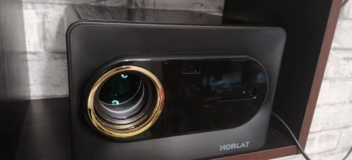Proiettori: Horlat Projector 4k FHD – Nuovo (secondo la descrizione) da Dübendorf venduto da raj_x5xl