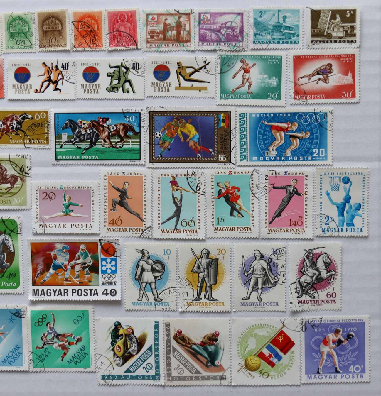 Tutti i francobolli: Briefmarken aus Ungarn – Usato da Oberentfelden venduto da lakipul 2