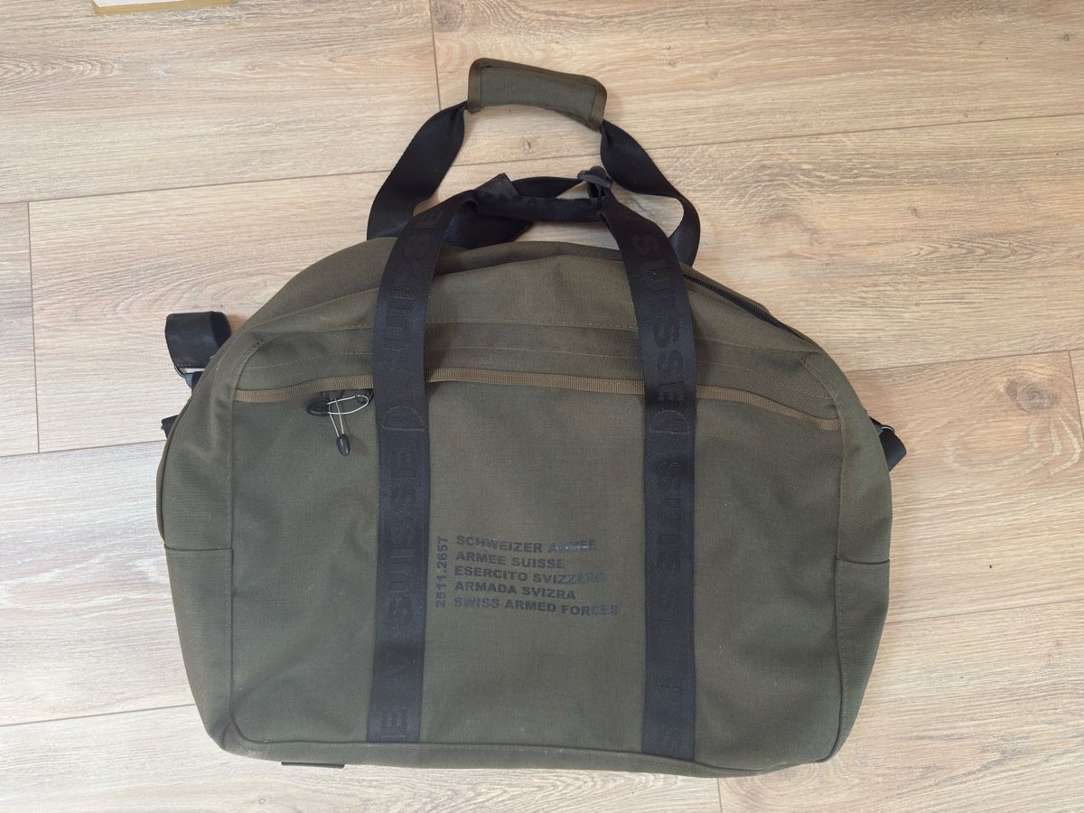 Schweizer Armee Taschen: Effektentasche der Schweizer Armee – Gebraucht aus Sarmenstorf von Nathaliie_21