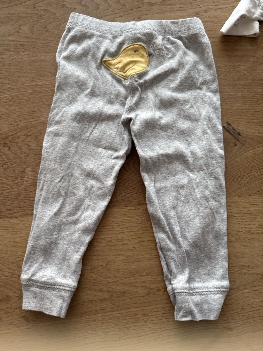 Pantaloni: Carters trainerhose  24monate – Usato da niederhasli venduto da gwe_8l5q