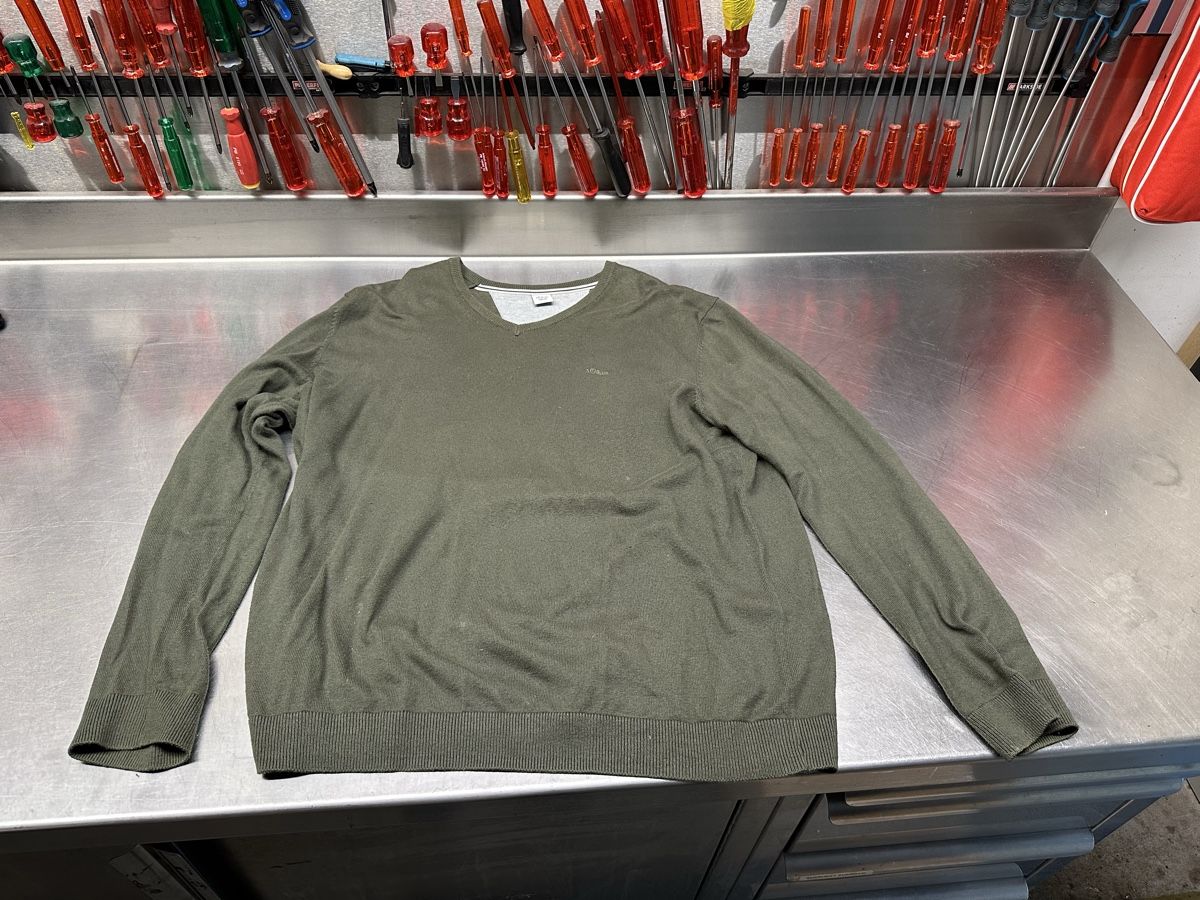 S.Oliver Pullover & Sweatshirts: Herren Pullover s.Oliver V-Ausschnitt – Gebraucht aus Schwende von weesli