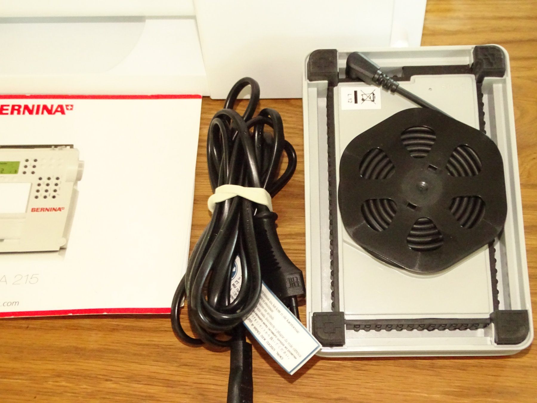 Bernina Macchine da cucire: Bernina B215  B 215 – Usato da Hirzel venduto da Musicman03 7