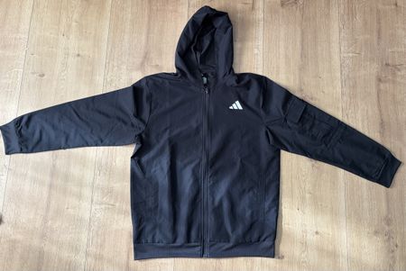 Adidas Kapuzenjacke schwarz Grösse L neuwertiger Zustand