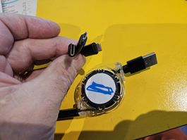 3 fach USB-C einziehbares Lade Kabel für 1.--