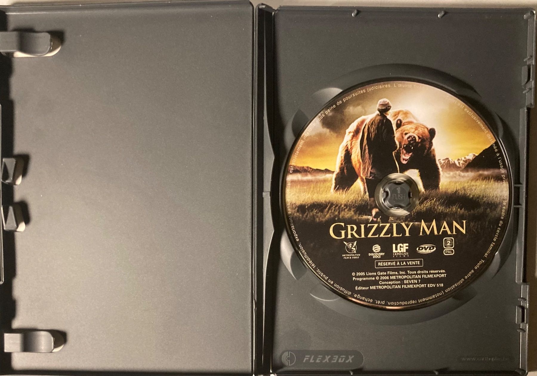 Tous les DVDs: GRIZZLY MAN (UN DOCUMENTAIRE INCROYABLE) – D'occasion à Poliez-Pittet par Newtown-Records 2