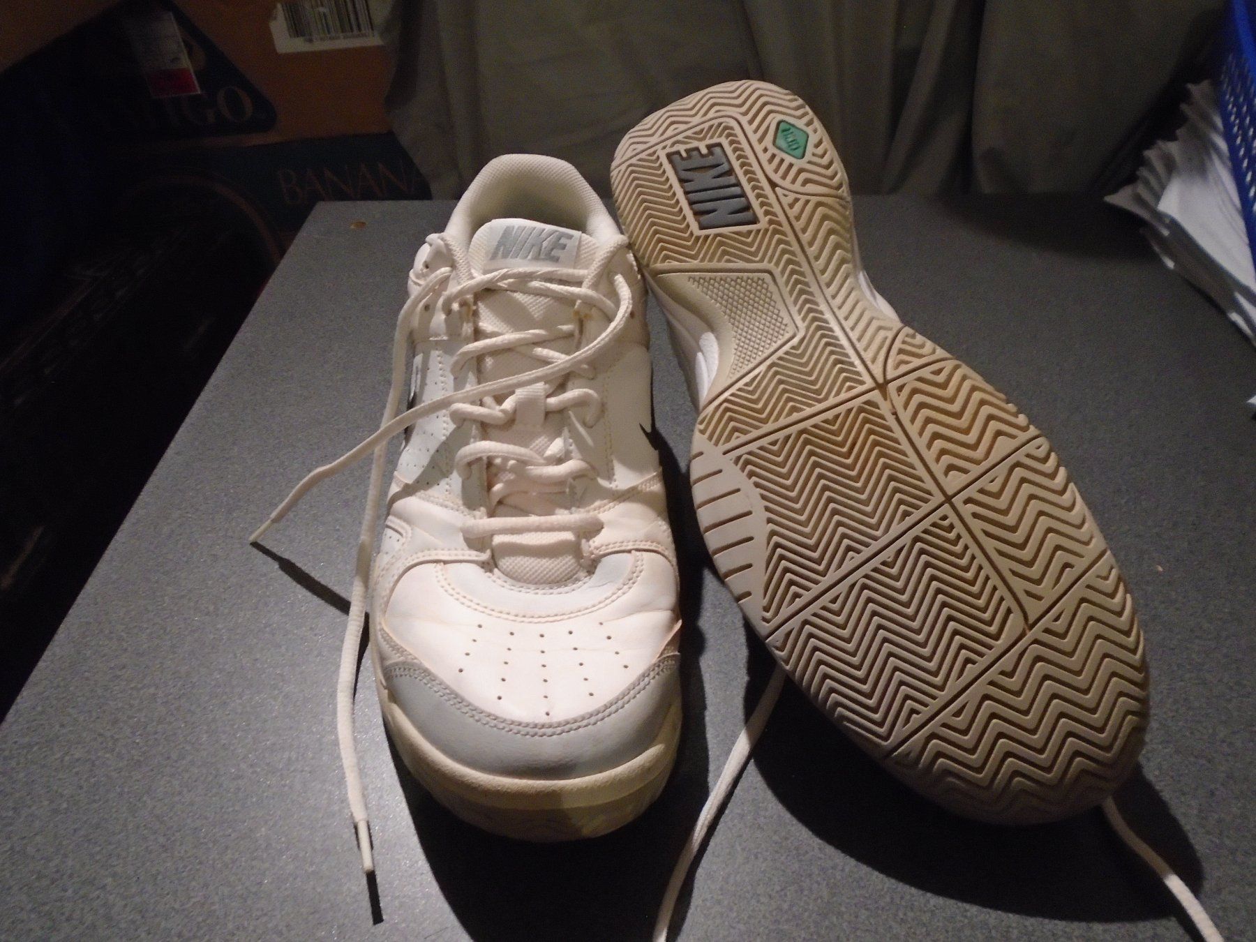 Nike Scarpe da uomo: Turnschuh Grösse 44,5 Nike, weiss Ton – Usato da Zürich venduto da abraxas1291
