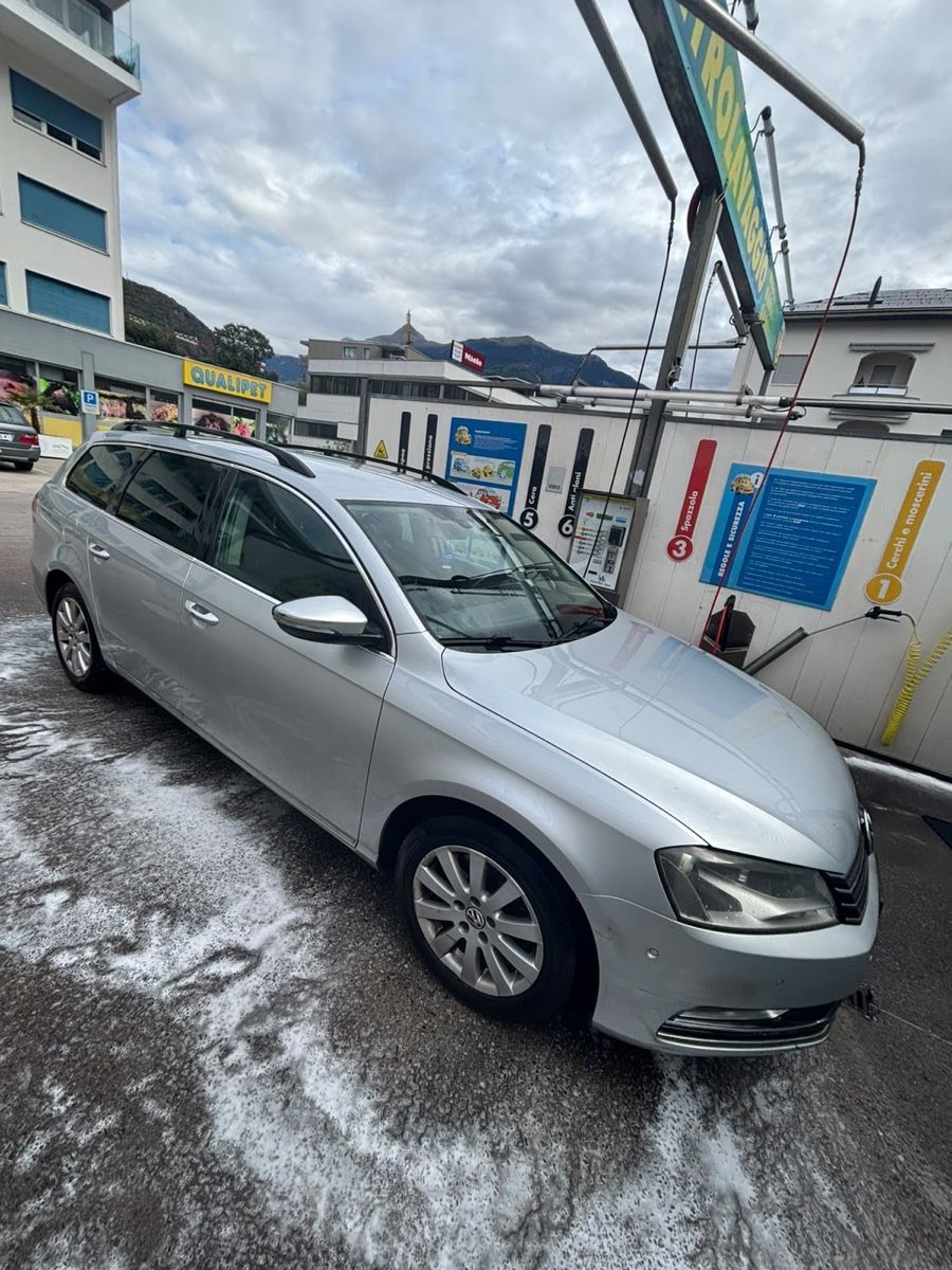 VW Automobili: VW Passat Variant 2.0TDI 4Motion – Usato da Claro venduto da NASSA091 1