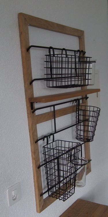 Automatischer Zentrierlocher Mit Rändelgriff - Für Metall, Holz, Glas & Leder (Silber)