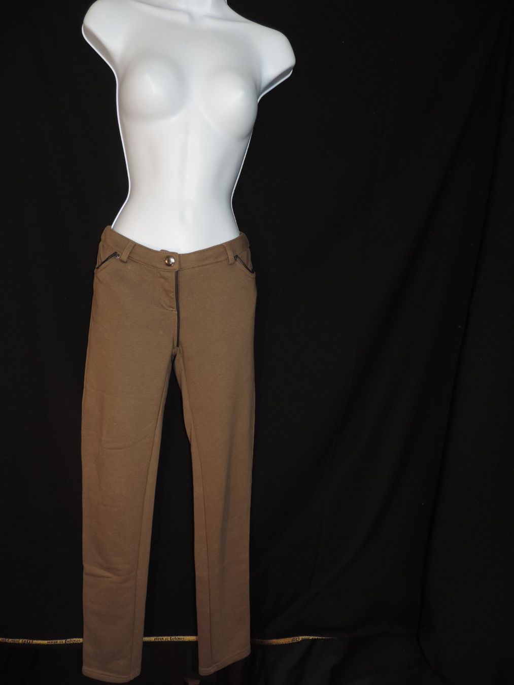 Leggings: legging vert kaki – Usato da Genève venduto da Axelle333 5