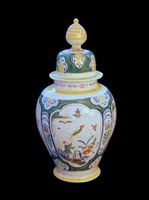 Antike Chinesische Deckelvase aus Keramik 18. / 19. Jhdt.