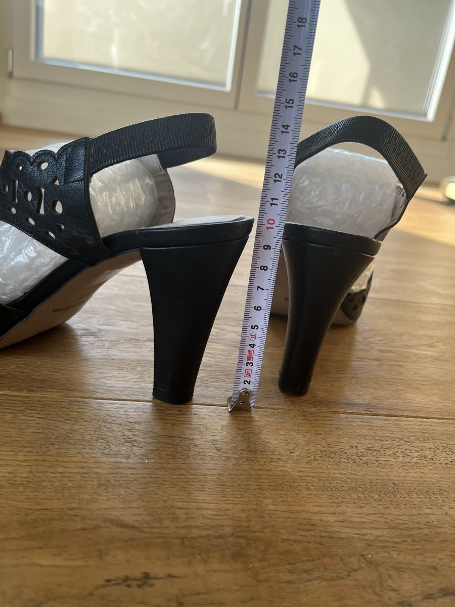 Damenschuhe: Black leather High Heels, Size 37, Excellent Condition – Gebraucht aus Gümligen von caron__ 4