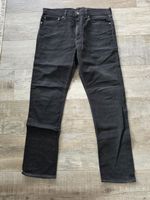 Levi's 522 Slim Taper Jeans W34/L32 schwarz