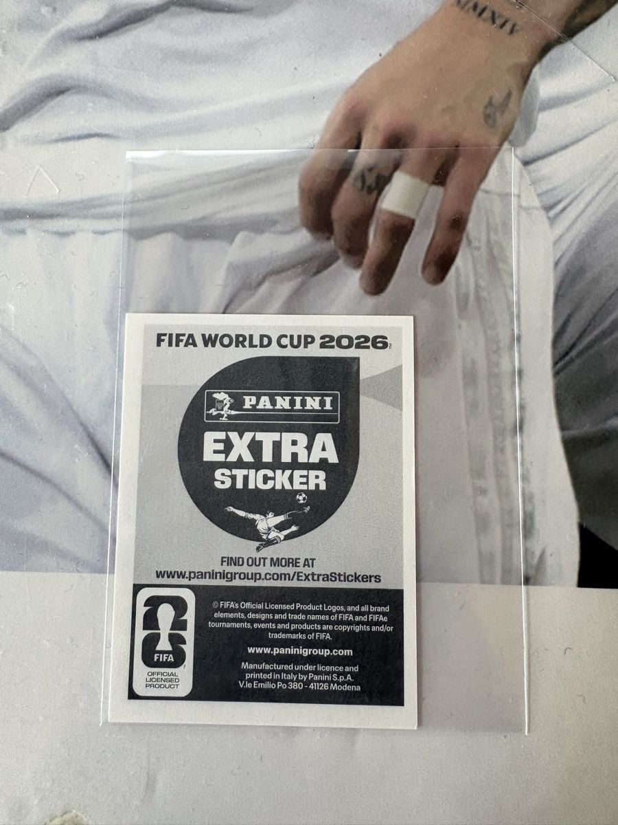 Panini Carte collezionabili: Panini WM 2026 Extra Sticker Alphonso Davies gold – Nuovo e nell'imballaggio originale da Wünnewil venduto da VinRa 1