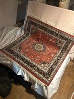 Tapis carré traditionnel