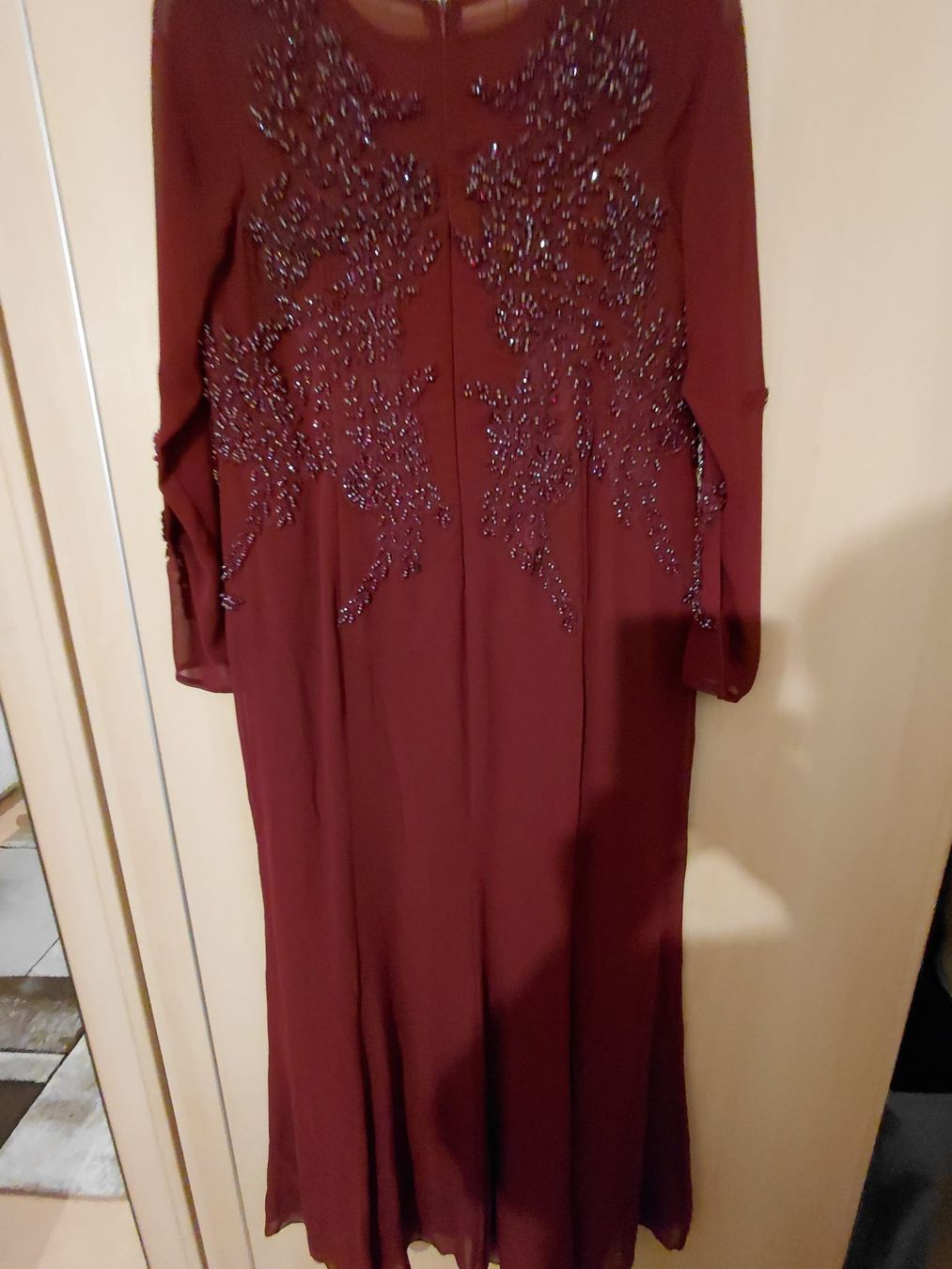 Vestiti: Wunderschönes, elegantes Abendkleid, bordeauxrot, Grösse 42 – Nuovo (secondo la descrizione) da Teufenthal AG venduto da suh_8qp9 2