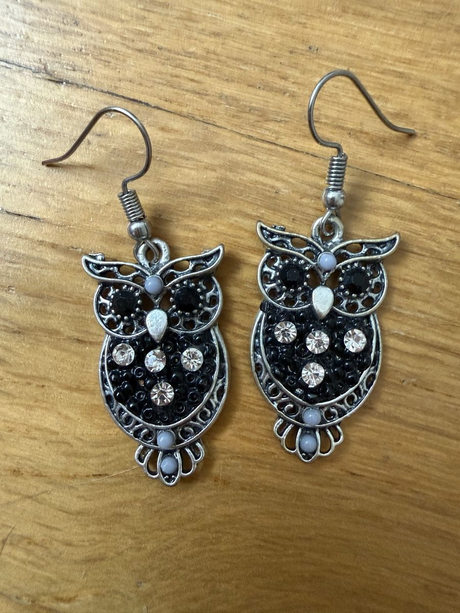 Boucles d'oreille: Ohrringe Eulenoptik Strass neuwertig – Neuf (Voir description) à Richterswil par cobruetsch 1