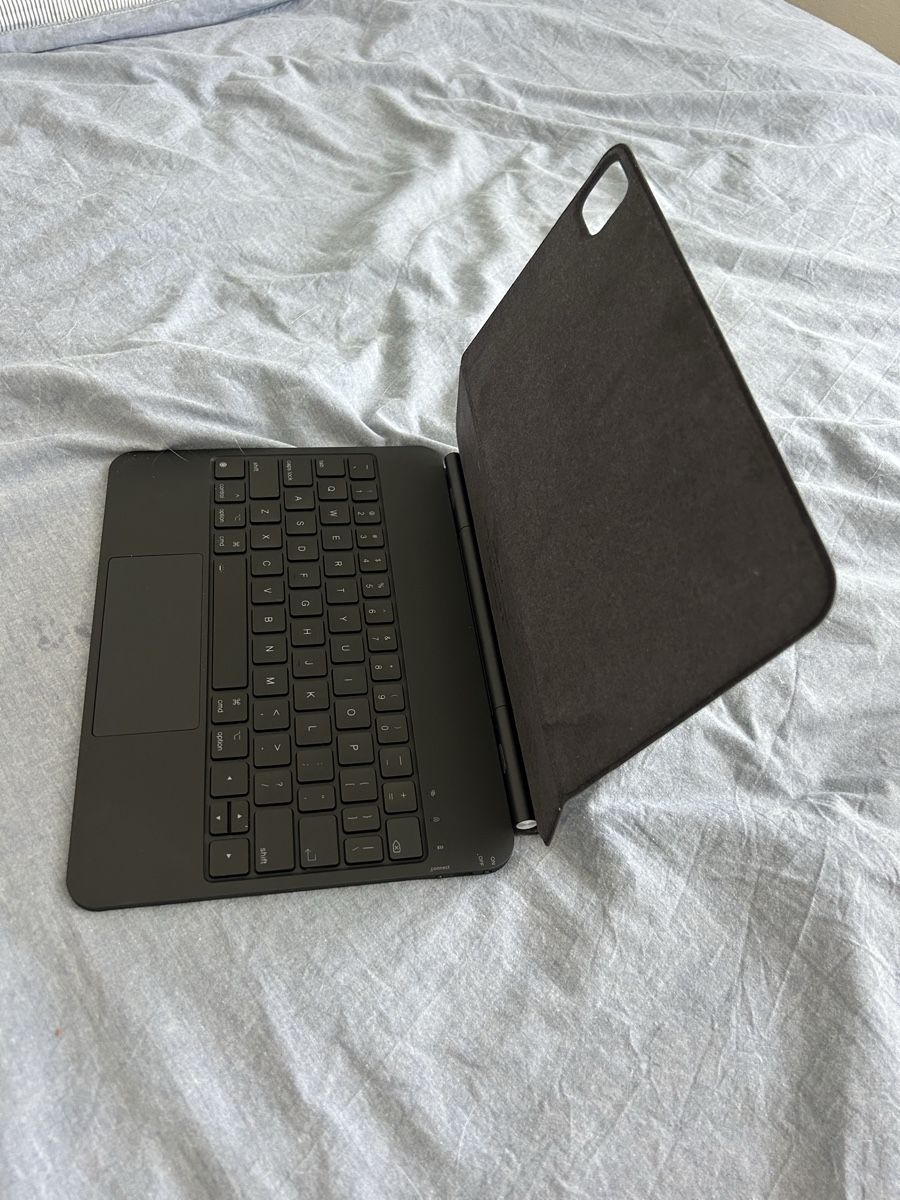 Tastaturen: Ipad Tastatur – Gebraucht aus Eglisau von Sophielepriv 1