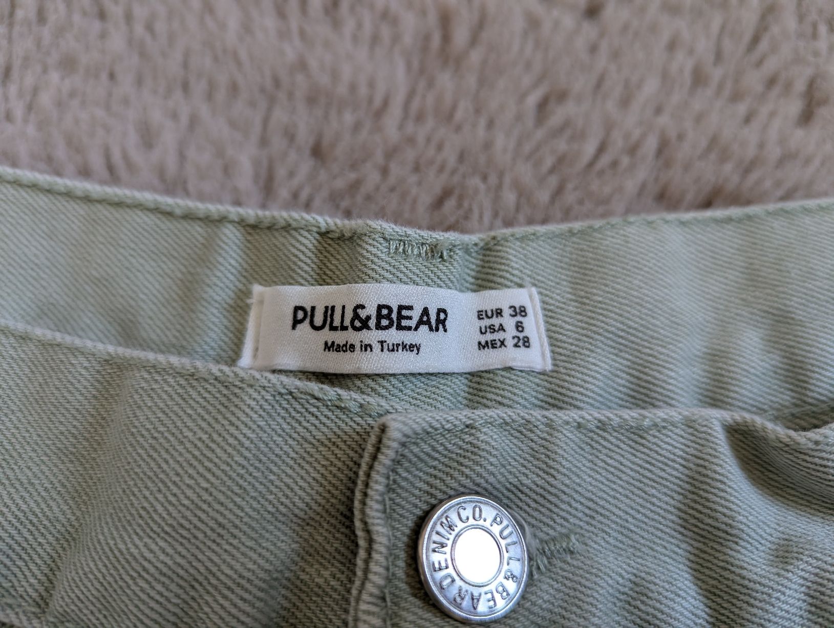 Pull&Bear Jeans: jean pull&bear 38  – Gebraucht aus Montreux von dem_gyt9 2
