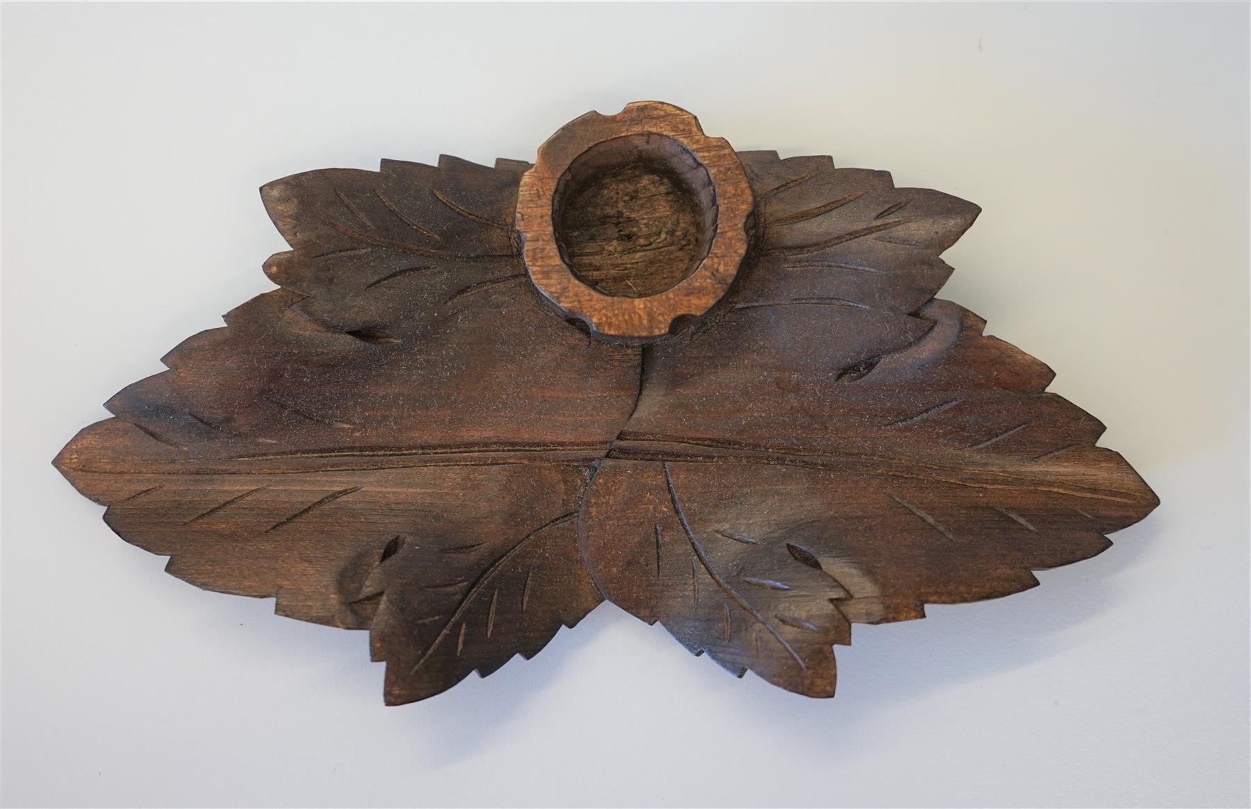Sculptures & Statues: Federhalterablage, Brienzer Schnitzerei – D'occasion à Brienz BE par P.Edelweiss