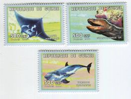 Briefmarken "Delfine, Rochen". Guinea.