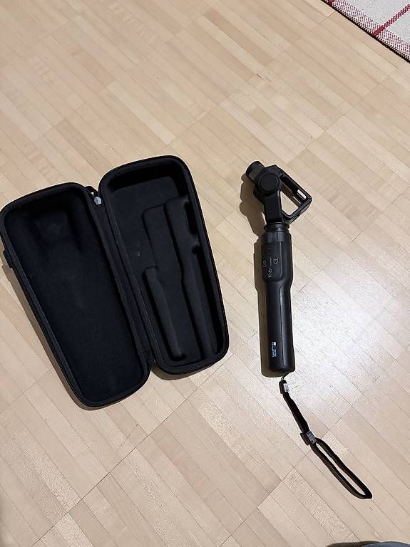 Altri Accessori: GoPro Karma Grip Gimbal – Usato da Zürich venduto da h4llo