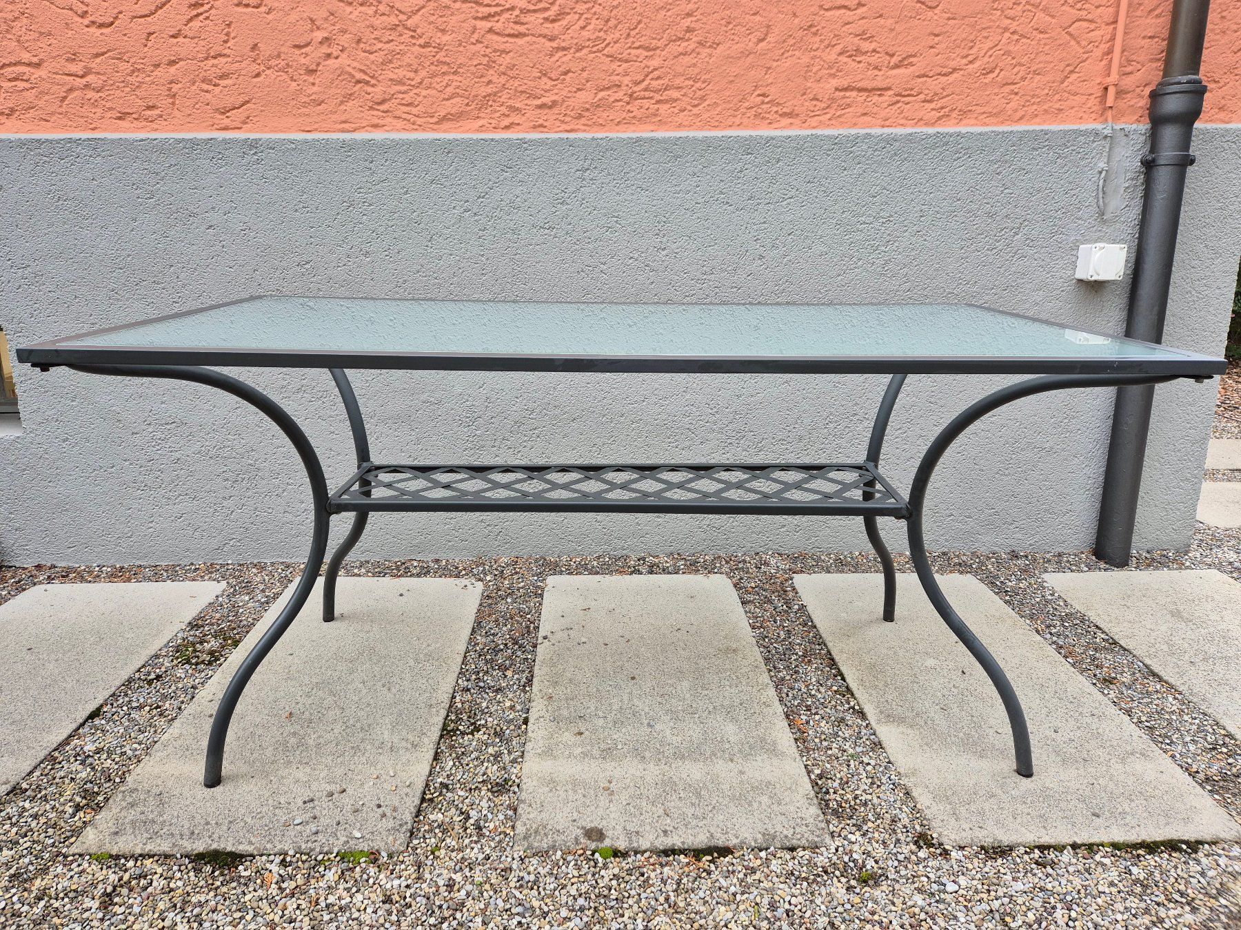 Tavoli: Gartentisch aus Metall – Usato da Winterthur venduto da Aftang 1
