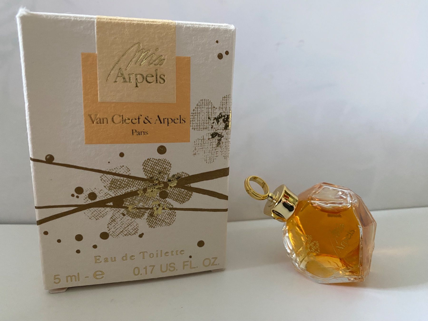 Van Cleef Profumi & Eau de Toilette: Miniature Miss Arpels Van Cleef & Arpels – Nuovo e nell'imballaggio originale da Bouveret venduto da wes_7zll 2