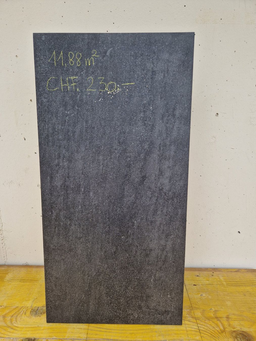 Revêtements de sol: Feinsteinzeug Platten neu – Neuf (Voir description) à Safnern par gas_n5yk