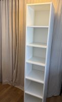 Bücherregal