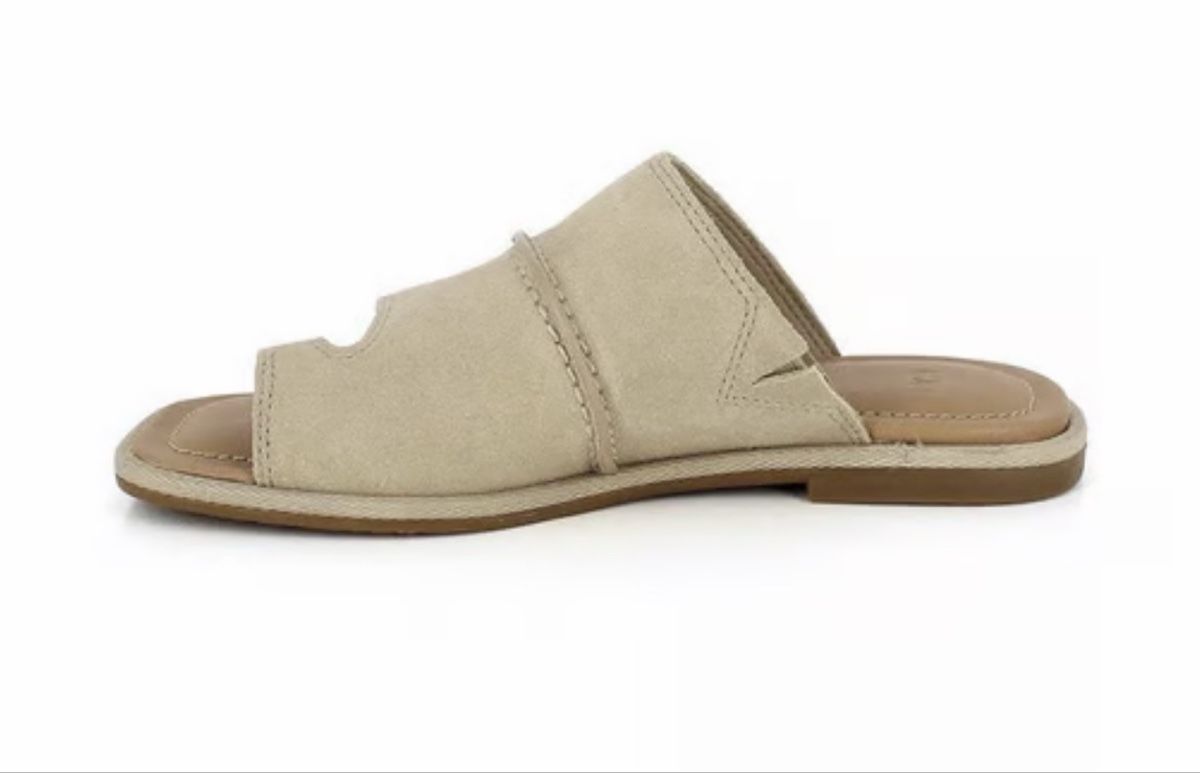 Ugg Scarpe da donna: UGG mules matira neuves new neue – Nuovo e nell'imballaggio originale da Petit-Lancy venduto da Roubs37 4
