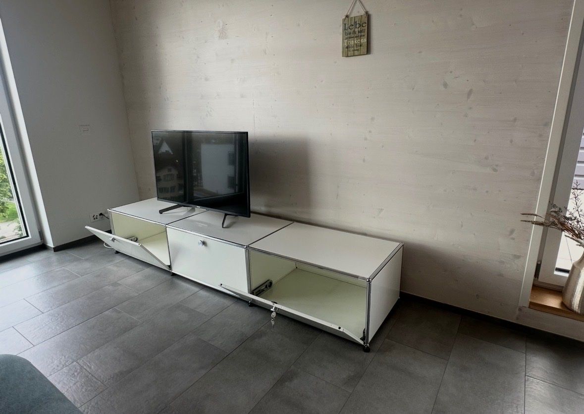 USM Mobili TV: USM LOWBOARD WEISS – Usato da Opfikon venduto da lula21 1