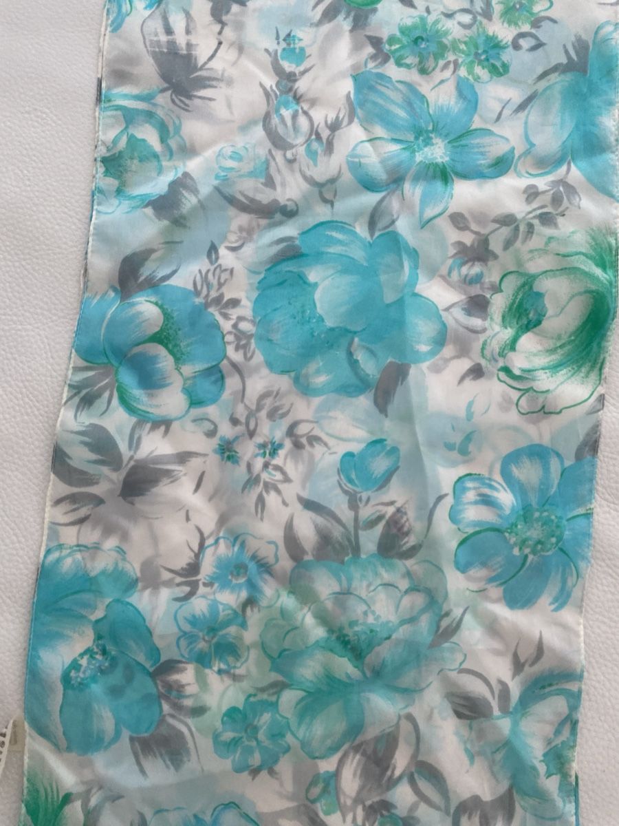 Foulard & Sciarpe: Seiden Schal 🌸 – Usato da Opfikon venduto da Luis144 7