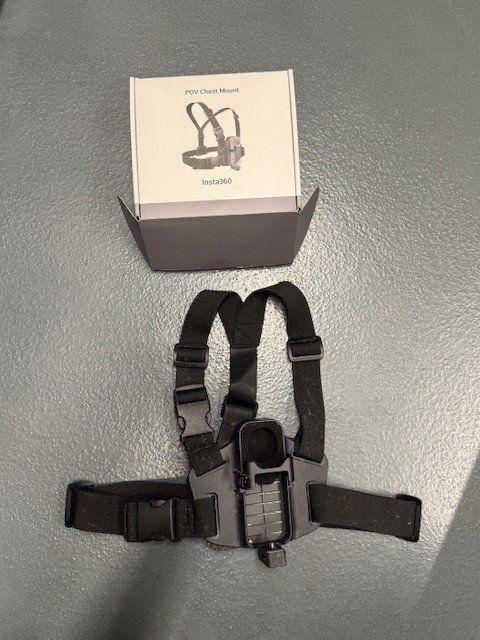 Insta360 Stative & Stativköpfe: Insta360 Chin & Chest Mount – Gebraucht aus Leimbach AG von SheAmelie 2