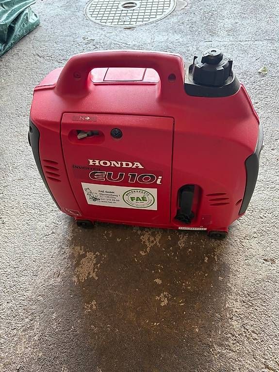 Generatori di corrente: HONDA säStromgenerator – Usato da Horw venduto da Row707